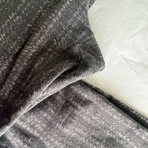 LULULEMON ATHLETICA Wunder Under Crop Ziggy Wee October Angle Wing SIZE 4 - Picture 7 of 7